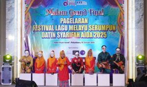 gRAND fINAL