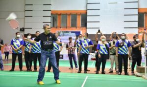gubernur-riau-buka-turnamen-buluta