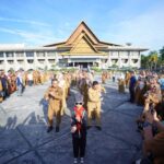 gubernur-riau-dan-jajaran-asn-ikut