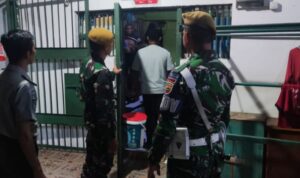 lapas-pekanbaru-dan-tni-gelar-razia
