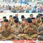 memohon-berkah-hujan-ratusan-jemaa