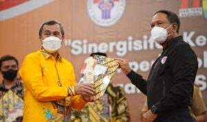 menpora-dukung-komitmen-gubri-jadik