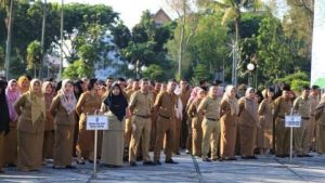 pemprov-riau-resmi-tetapkan-jam-ker