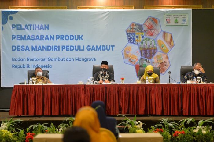 pj-sekdaprov-riau-buka-pelatihan-pe