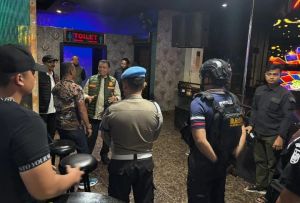 razia-hiburan-malam-pekanbaru-tim