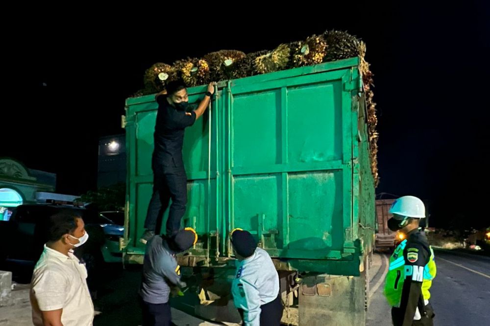 razia-malam-hari-dishub-riau-tilan