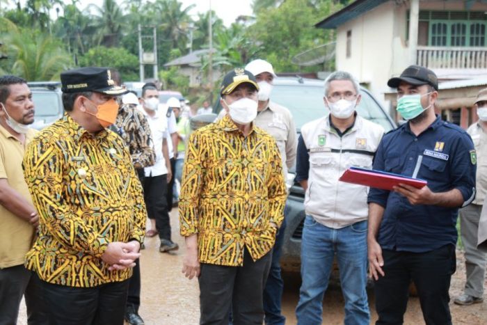 tinjau-tugu-perbatasan-rohul-pasa